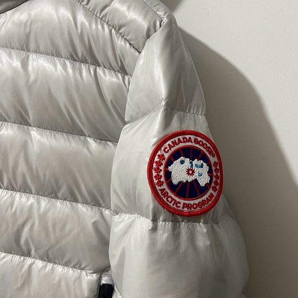 Canada Goose Light Gray Puffer Jacket - Picture 3 of 12